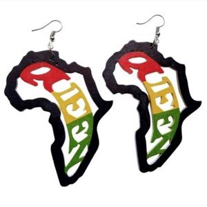 NWOT African earrings